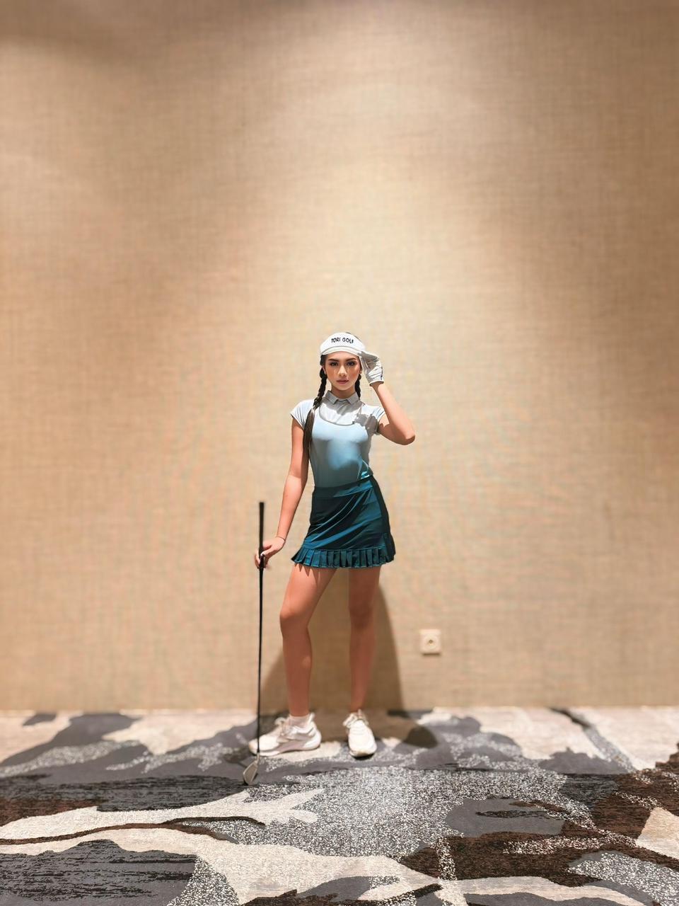 LGS-022 || Golf Set - Top Short Sleeve Motion Blue with Green Tosca Gradation Color, with Green Tosca Skirt Soft Swing Style Very Short Pleated Swing Hem Two Side Pocket