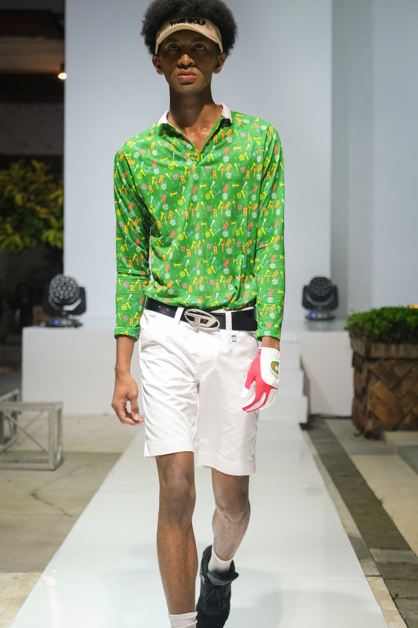 MT-031 || Men top green tori golf motif long sleeve with white trim