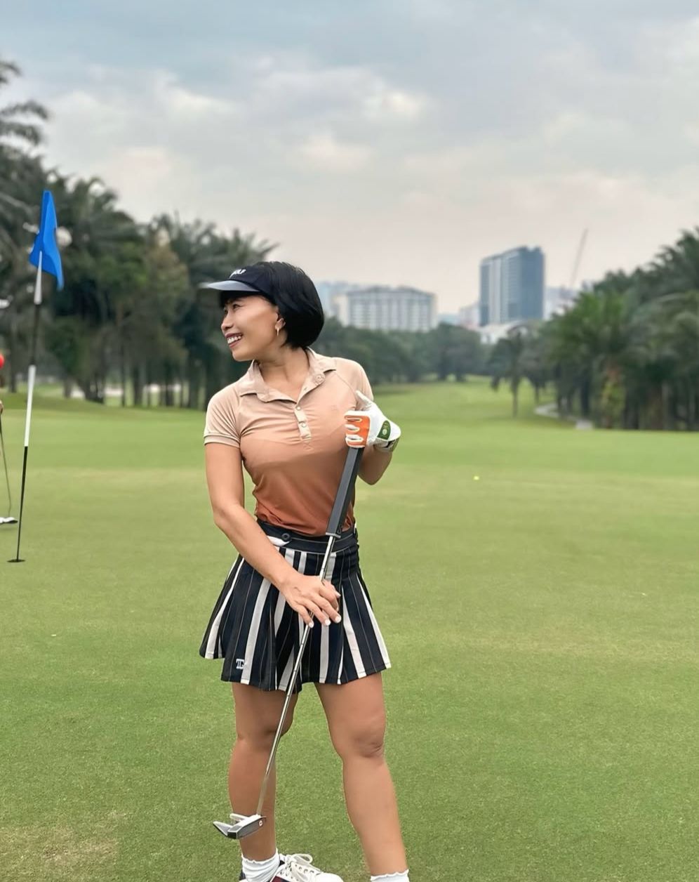 LT-138E || Ladies Top Short Sleeve Brown with Dark Brown Gradation Color and Snap Pearl Buttons