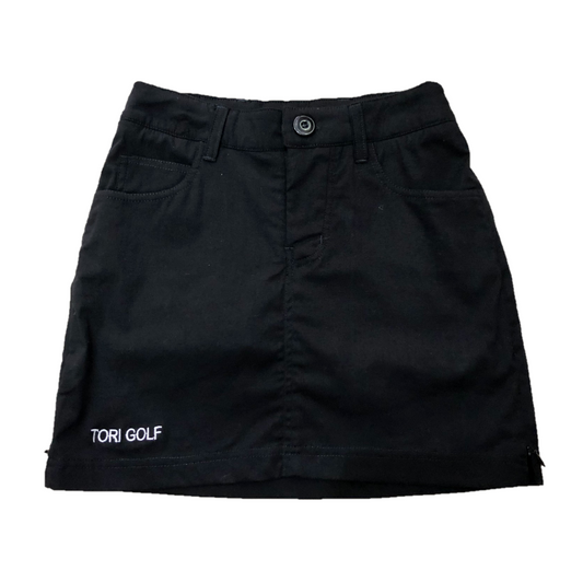 LS-021D || Skirt  Black  with 2 Round Front Pockets ,2 Rear Patch Pockets Front Zipper and 2 Zipped Side Vents.