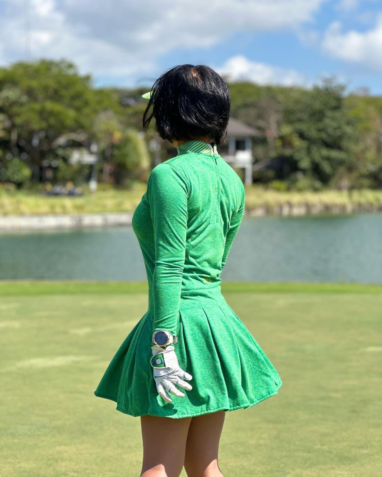 GD-028C || Golf Dress Green with Yellow Fleck Short Sleeve Mandarin Neck with Fleck Green and White Diagonal Stripes Collar Trim 1 Side Pockets 1/3 Lower Pleated / Swing Section