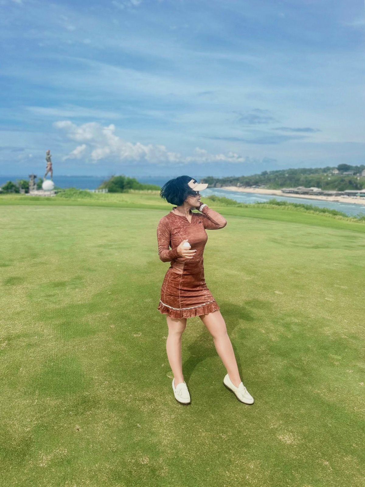 GD-036A || Golf Dress Brown with Light Brown Gradation Motif Long Sleeve, V-Neck Mandarin Collar, with Brown Combination Under Arm and Slit Under Right and Left Side