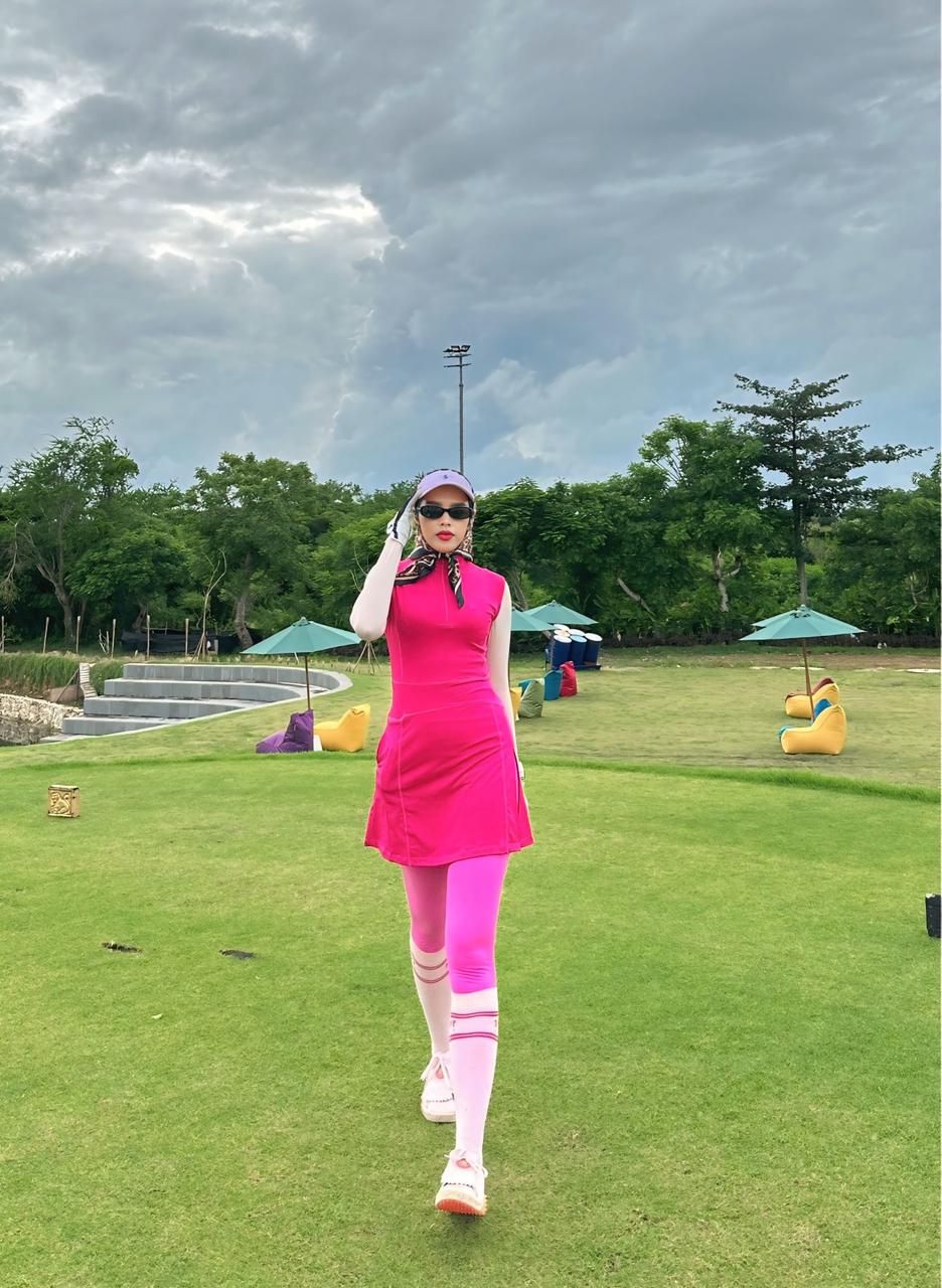 GD-035A || Golf Dress Magenta Pink Sleeveless, with Zipper Mock Polo Neck with Light Pink Overlock Stitching and Two Folds on The Bottom Side