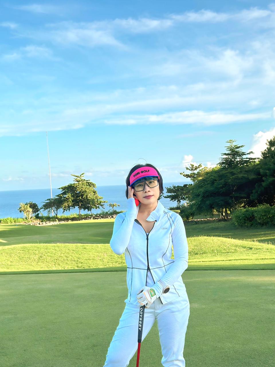 LGS-024A || Golf Set - White Color Long Sleeve and Mock Neck Top with a Black Double Sliders Zipper and Thread Stitching Patterns, Polyester with Embossed Fabric and White Straight Slim Fit Trousers with Belt Loop at the Waist