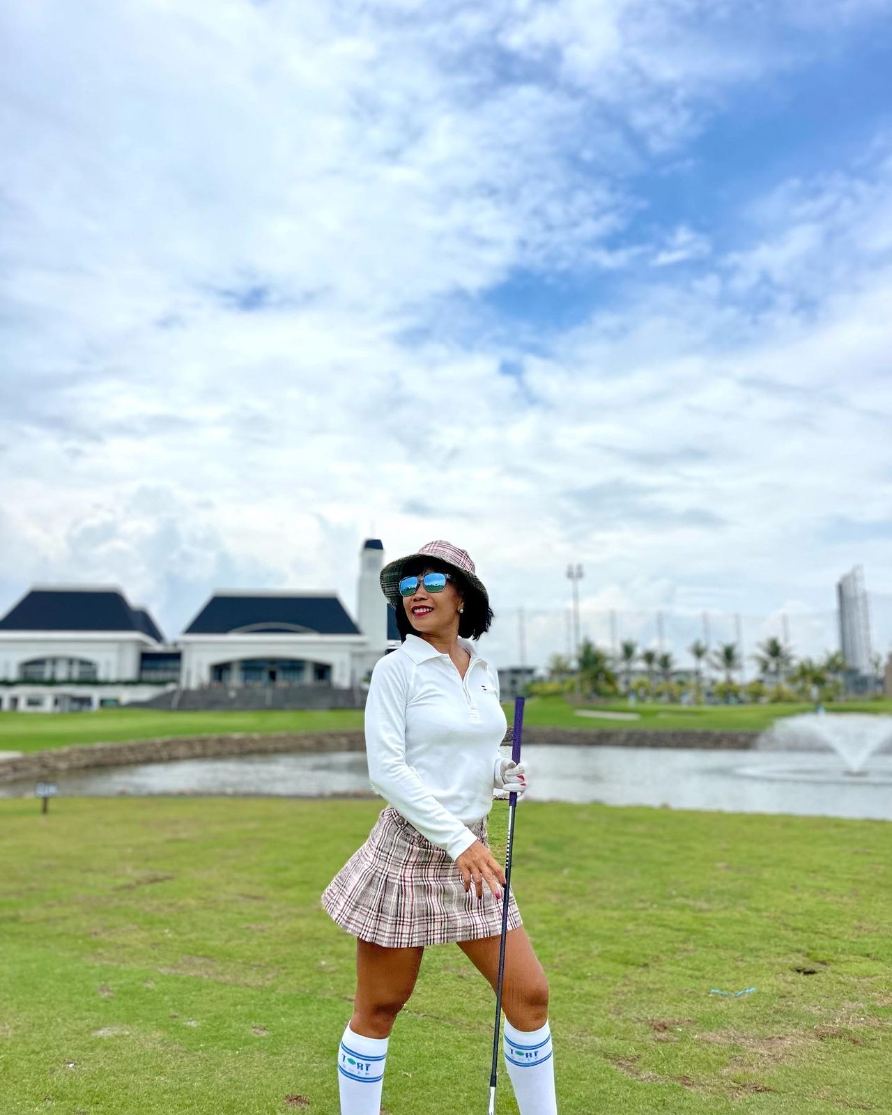 LT-104B || Ladies Top Long Raglan Sleeve Off White One Concealed Side Seam Pocket & Concealed Button Collar