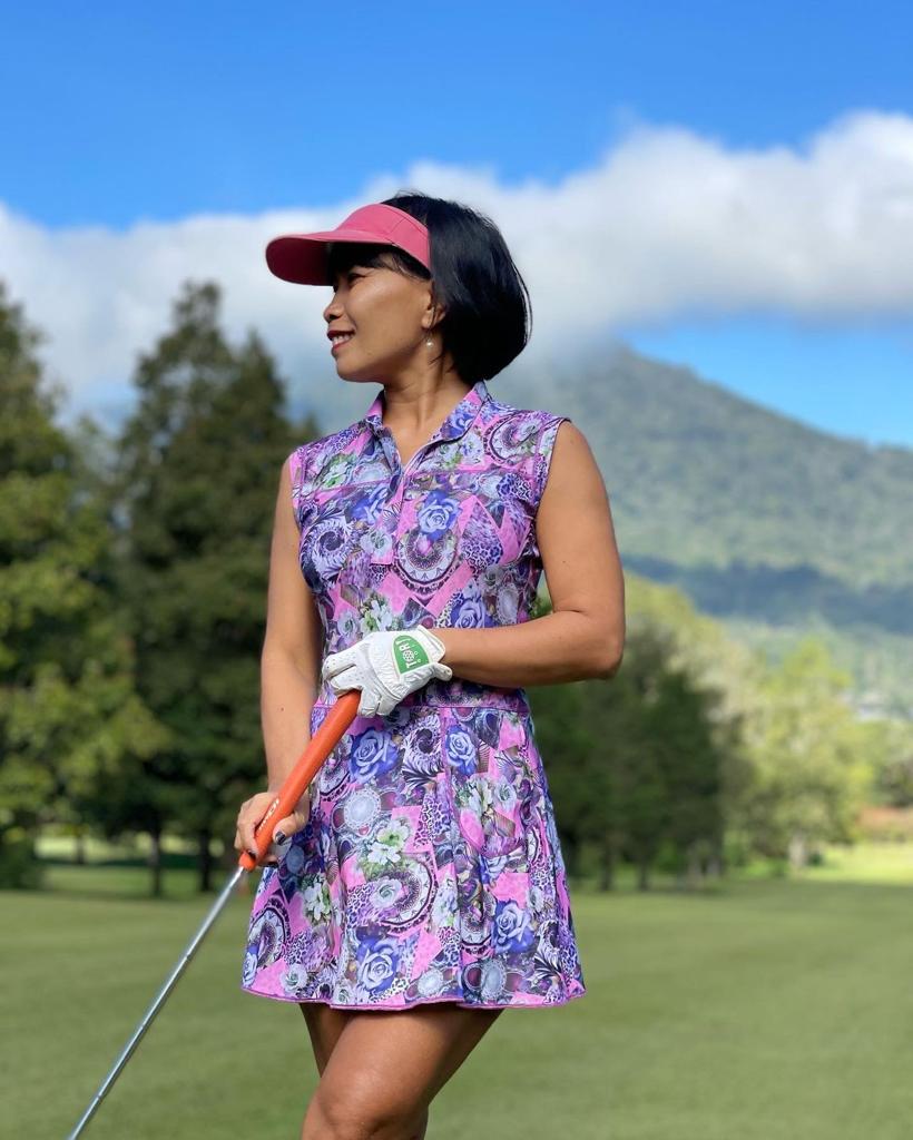 RGD-021C || Golf Dress Reversible Sleeveless One Side Pink, Purple and Green with Rose and Geometric Motif Other Side Pink w Green & Black Faux Leopard Spots, Mandarin Collar Concealed Zip Fastened